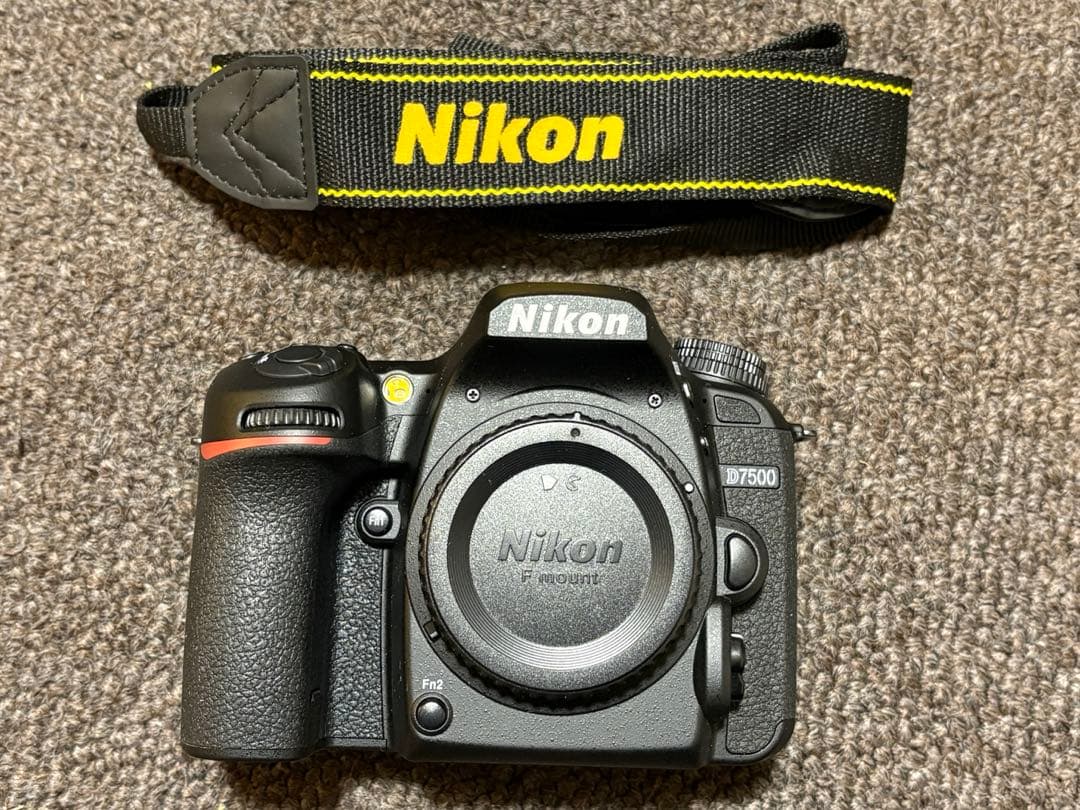 Nikon D7500 デジタル一眼レフカメラ　美品