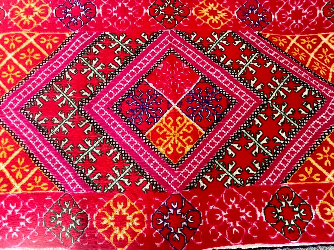 アンティーク スワット地方 手刺繍 クッションカバー パキスタン レア 最終価格