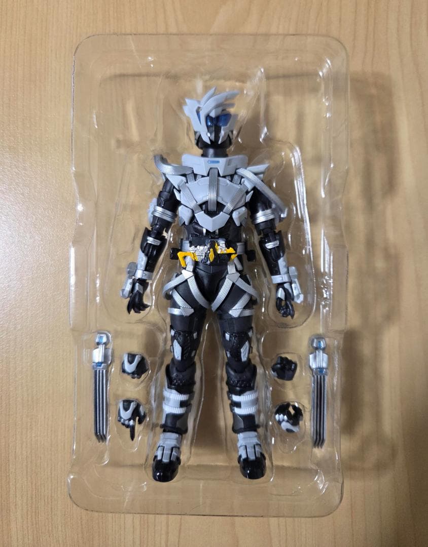 shfiguarts 仮面ライダーゼロワン４セット