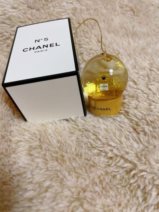 大変レアで希少な2021年限定✨No.5スノードーム