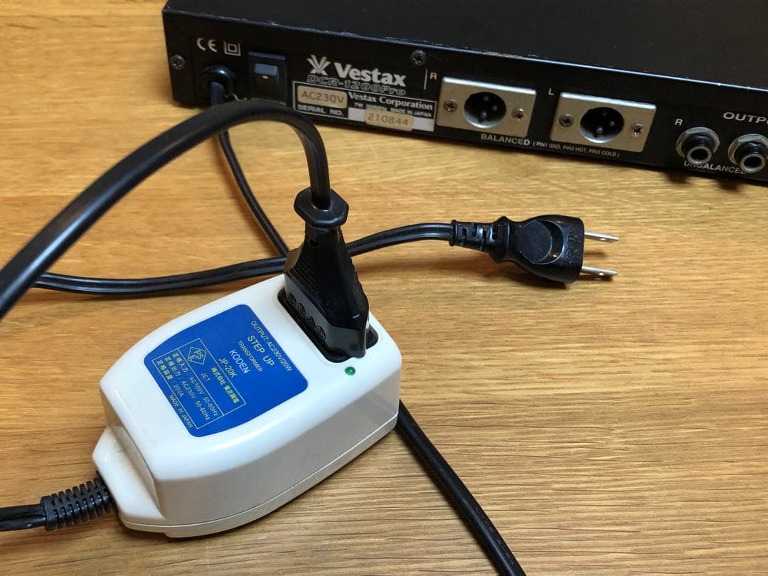 Vestax DCR-1200 Pro 4BANDアイソレーター