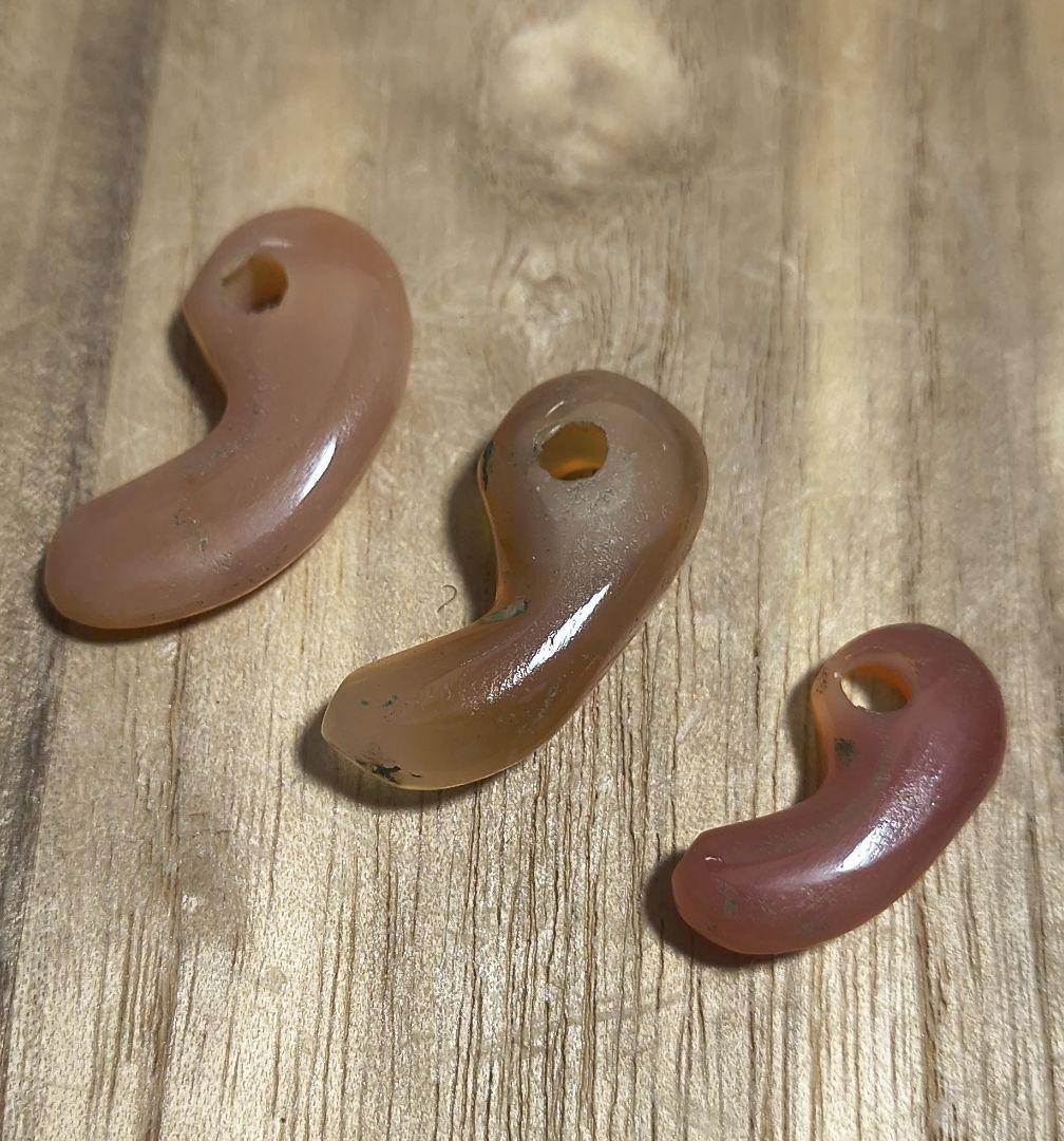 天然石 出雲 碧玉 出雲石 赤瑪瑙 勾玉 3個セット