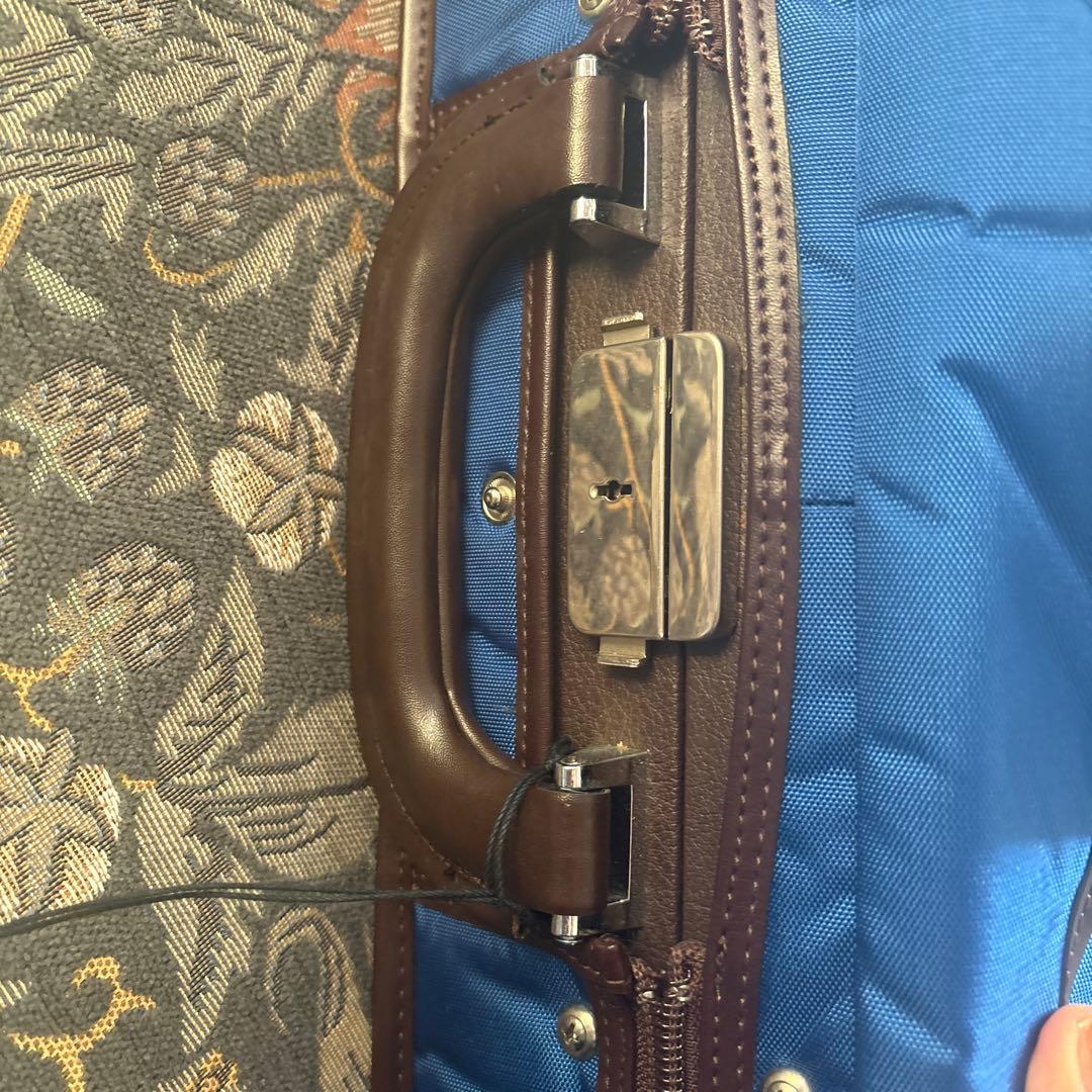 バイオリンケース お布団付き　青　バイオリン　弓