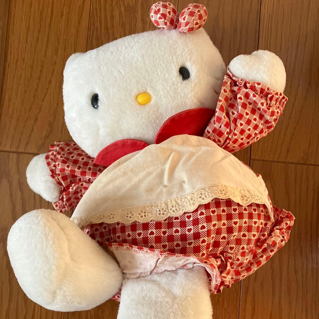 ハローキティ　グッズ　51点　ぬいぐるみ　2001 ハッピーセット　チェスト　皿