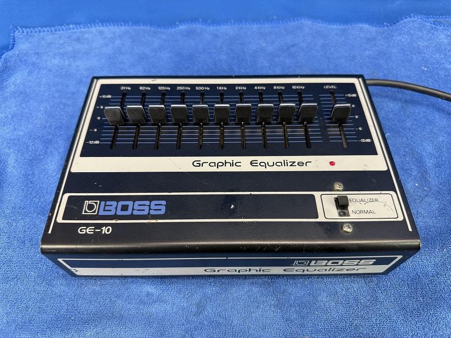 BOSS GE-10 GraphicEqualizerグラフィックイコライザー