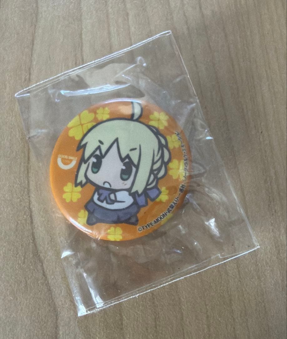 【即購入可】Fate グッドスマイル＆カラオケの鉄人カフェ　缶バッジ　セイバー