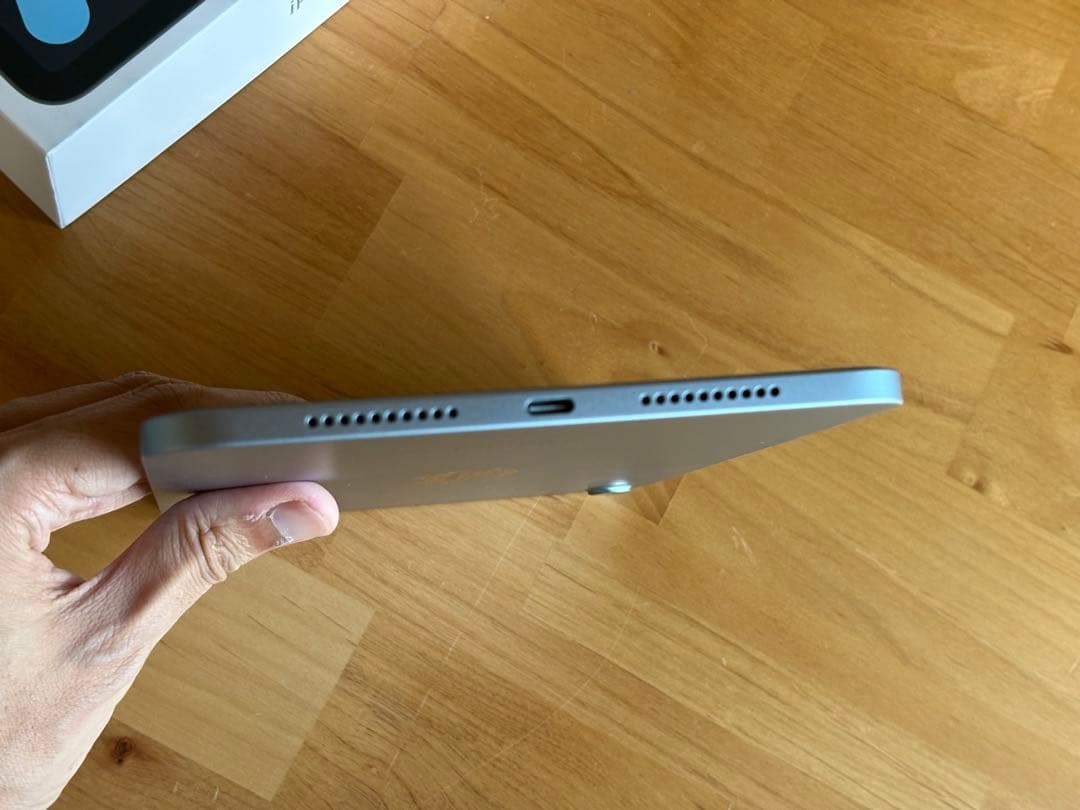 【ほぼ未使用】iPad mini A17 Pro ブルー 128GB Wi-Fi