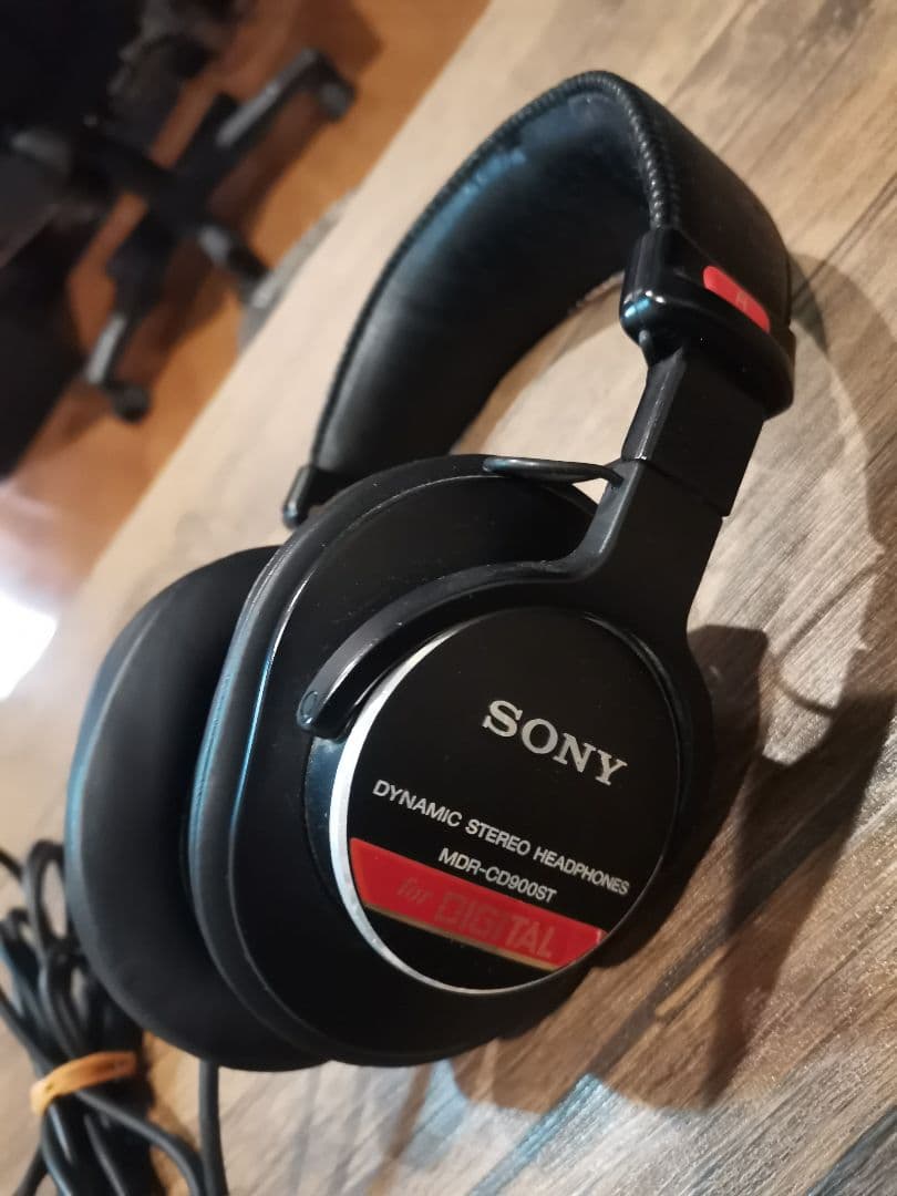 SONY MDR-CD900ST 密閉型スタジオモニターヘッドホン