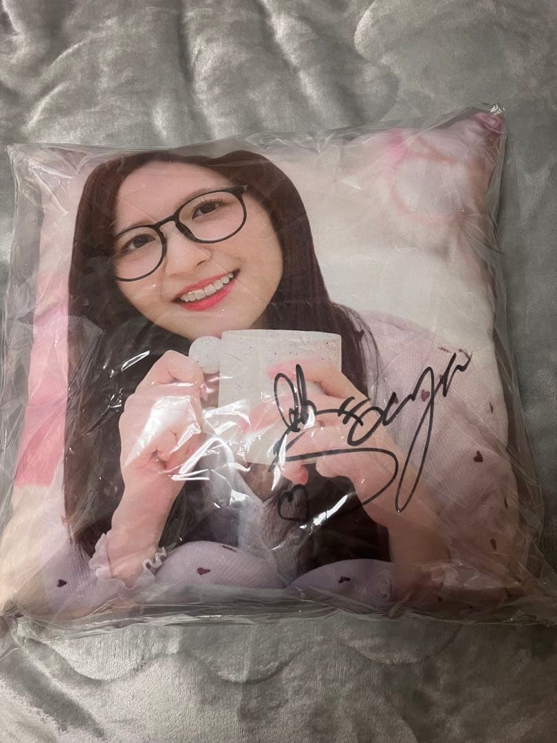 乃木フェス　金川紗耶 サイン入りクッション