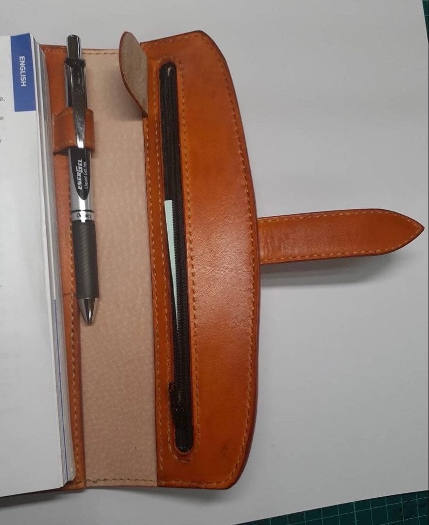 lyricページ オーダーロールペンケース・ノートカバーA5用