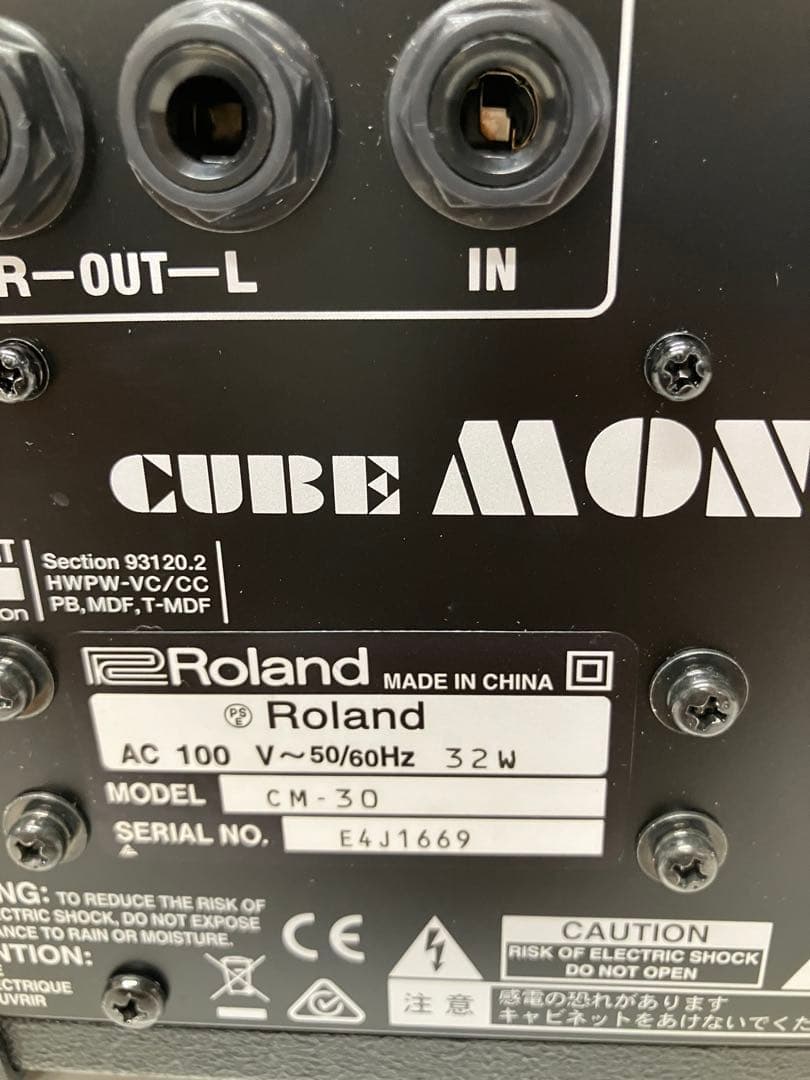 E03 Roland ローランド CUBE CM-30 モニタースピーカー