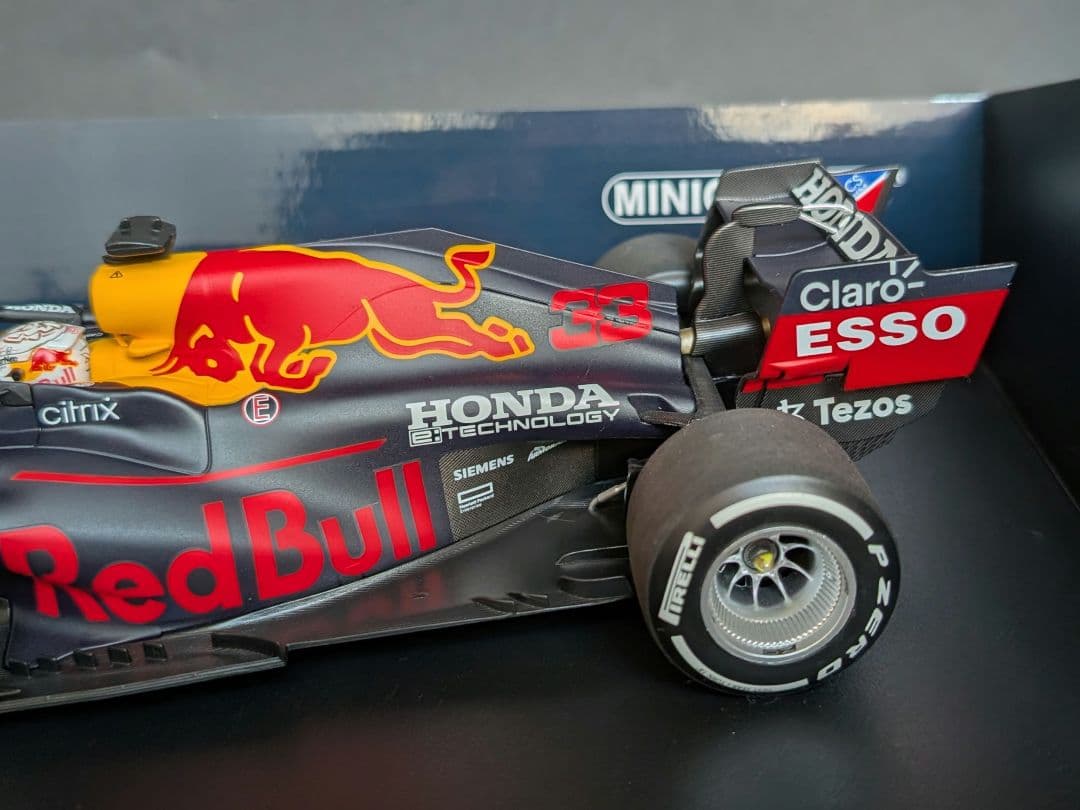 ミニチャンプス 1/18 レッドブル ホンダ RB16B M.フェルスタッペン