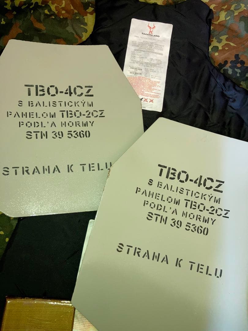 サファリランド103-A2ボディアーマー 純正ケブラー+クラスコム防弾プレート付