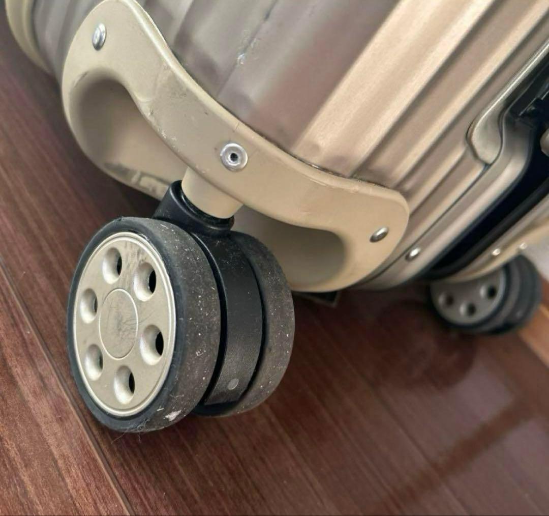 RIMOWA アルミニウム キャリーケース