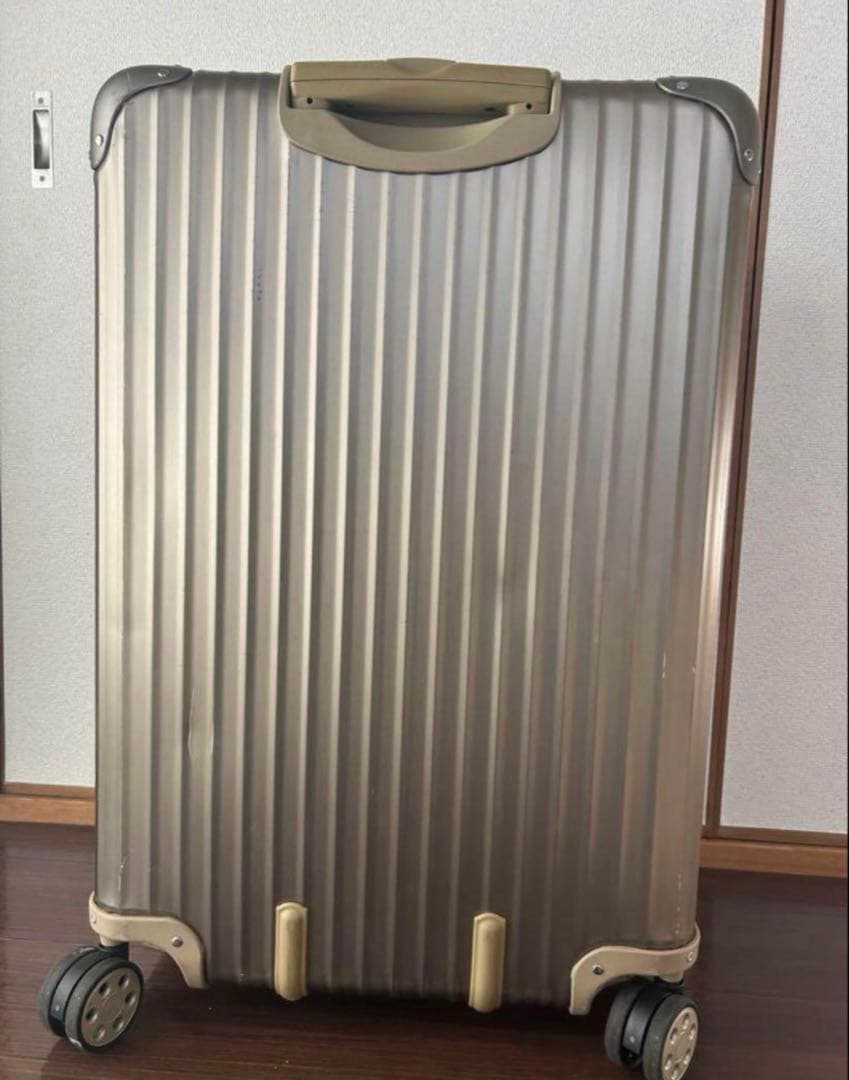 RIMOWA アルミニウム キャリーケース