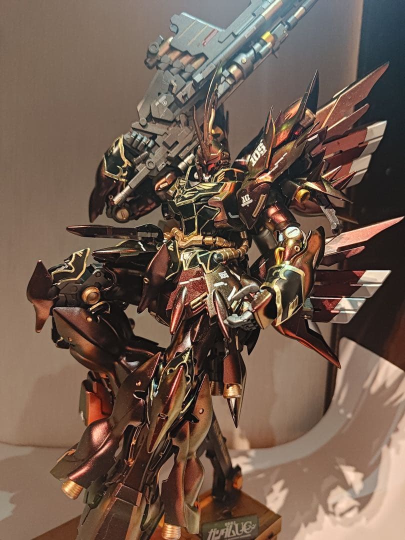 ガンプラ　塗装済み完成品　修正改造　シナンジュ　MG