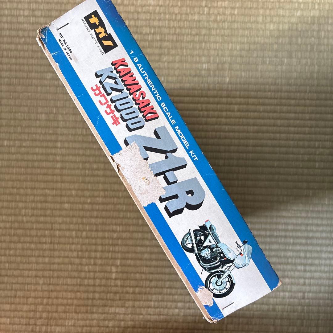 KAWASAKI KZ1000 Z1-R プラモデル