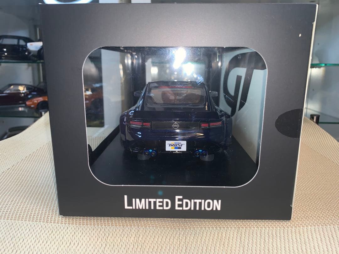 GTスピリット 1/18 パンデムフェアレディZ(ミッドナイトブルー)