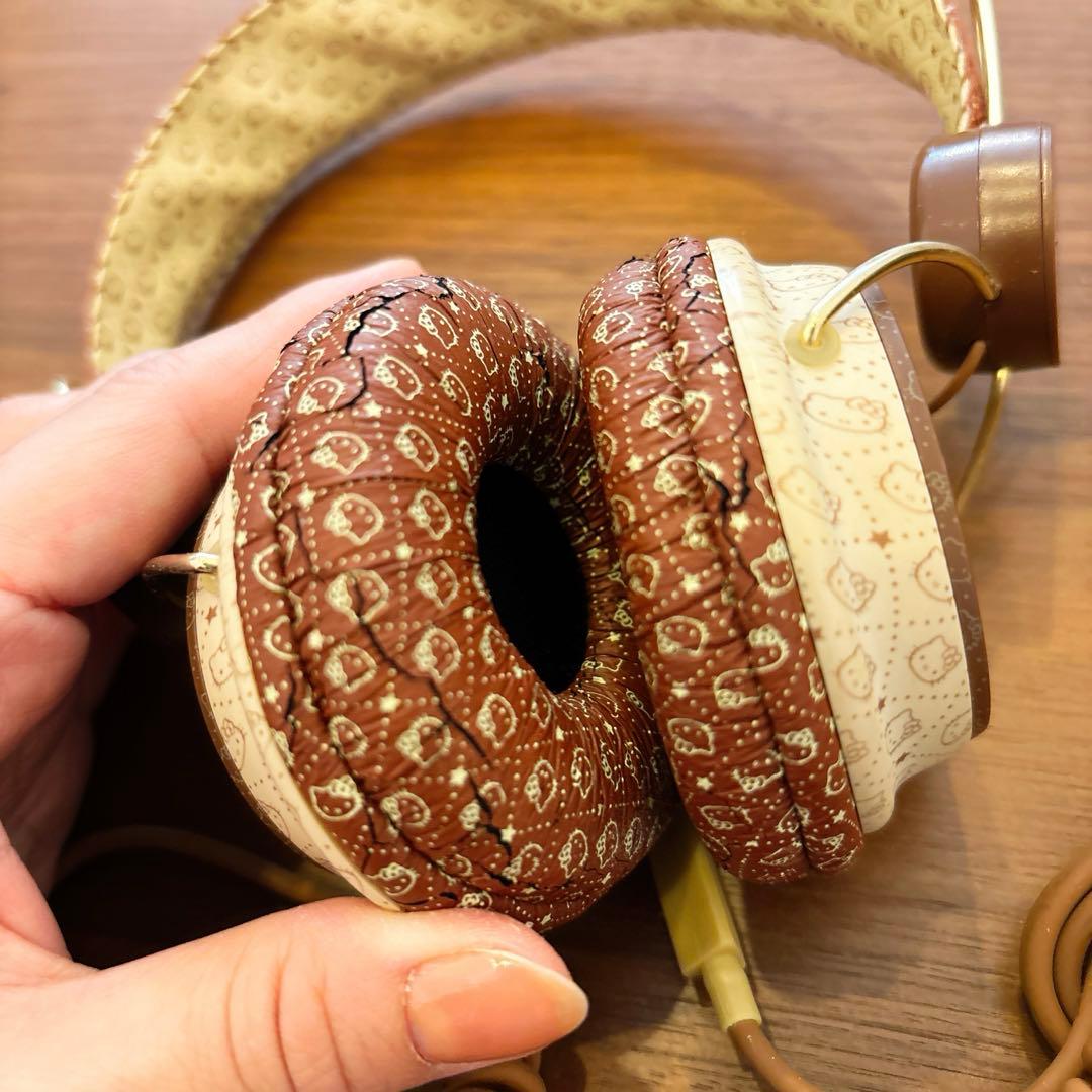ハローキティ　ヘッドホン