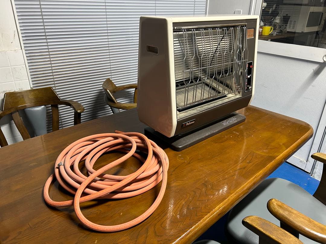 昭和レトロ　パロマ　Paloma PG-81 ガスストーブ　ガスホース付き