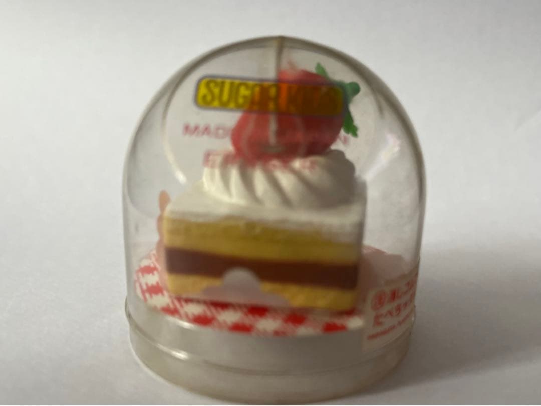 昭和レトロ ケーキ消しゴム レア 四角ショート　ファンシー