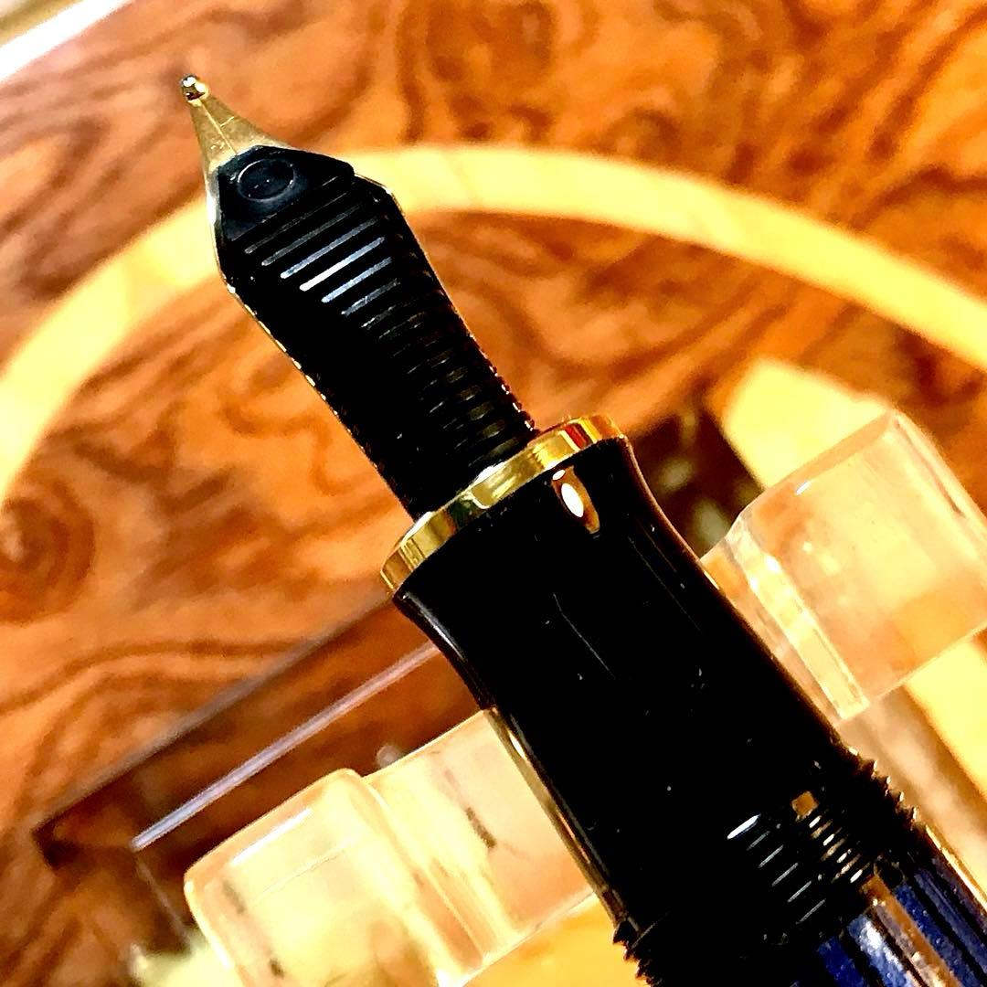 ☆超お勧め☆美しいペリカン万年筆M400ブルー縞(Ｆ)