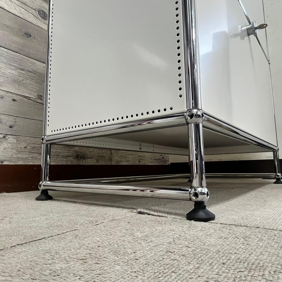 ★カルピス ★USMハラー １列３段 鍵付キャビDD/DD 色：白