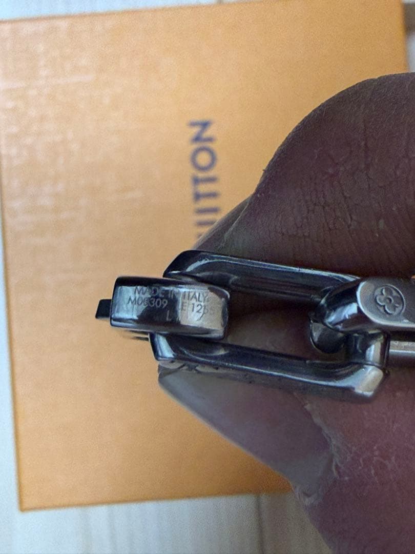 LOUIS VUITTON ブレスレット