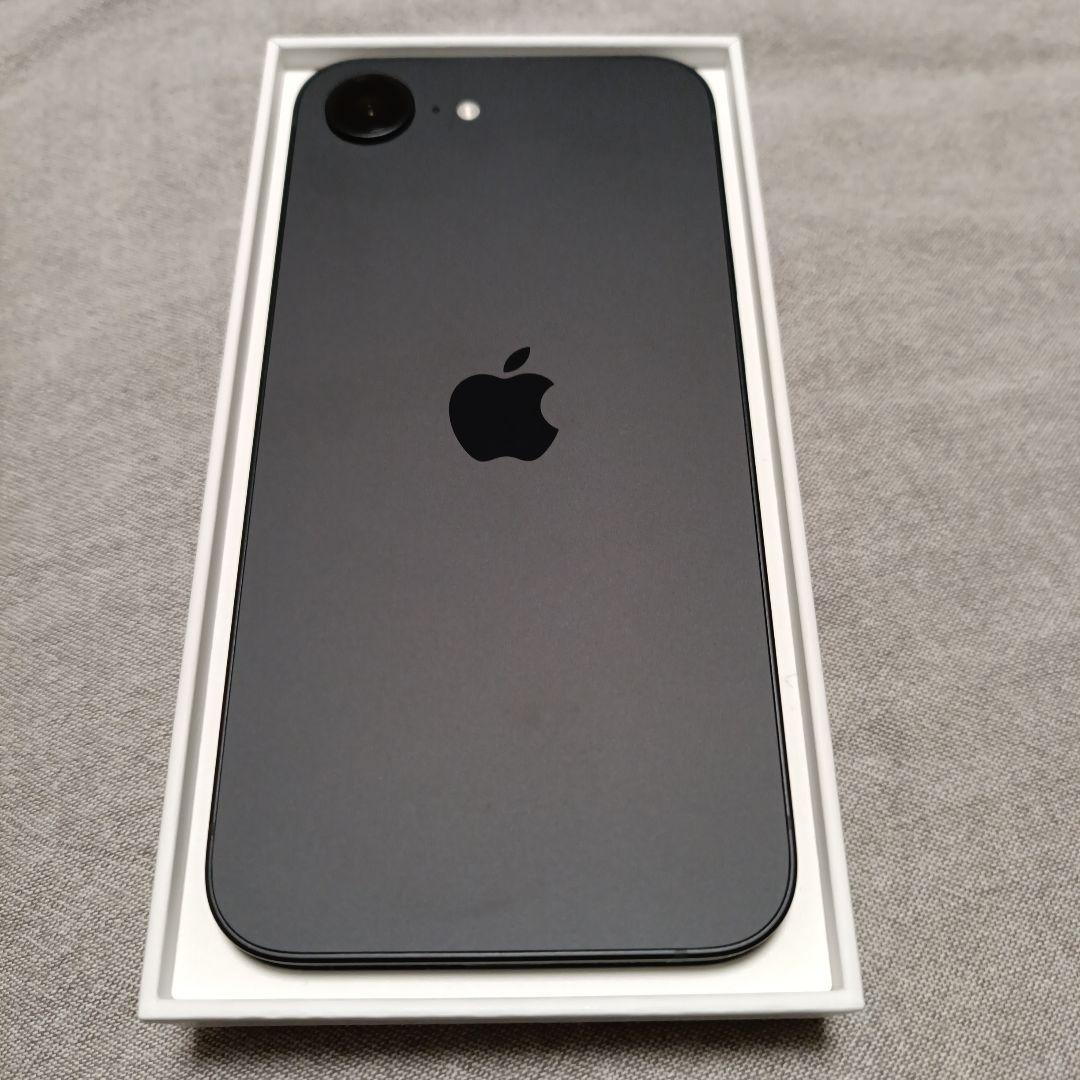 【新品未使用品】Apple iPhone 16e ブラック