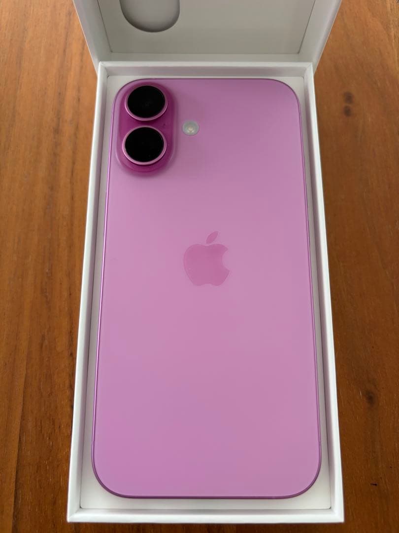 美品 iPhone16 国内SIMフリー版 Apple Store購入