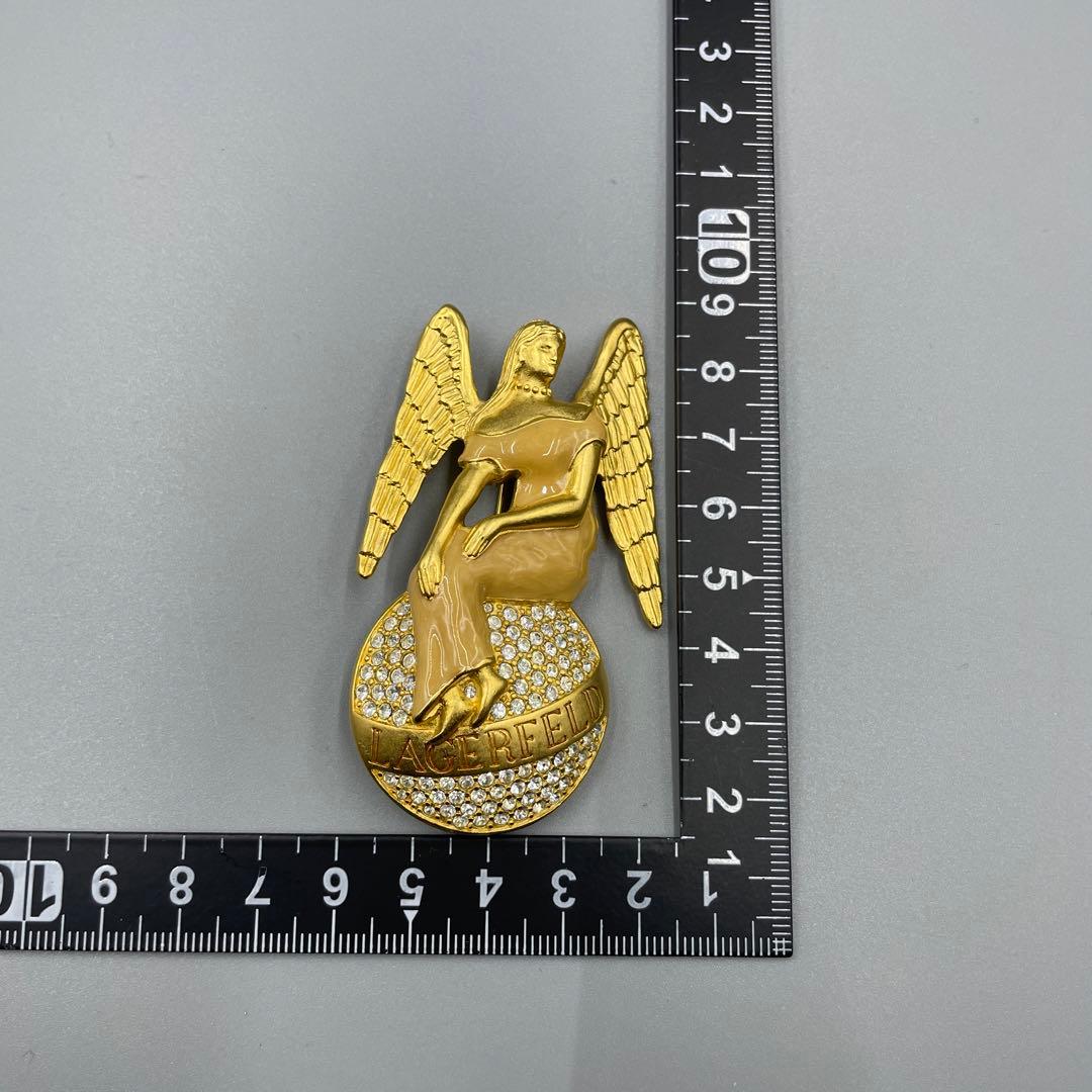 049 Karl Lagerfeld 天使のブローチ