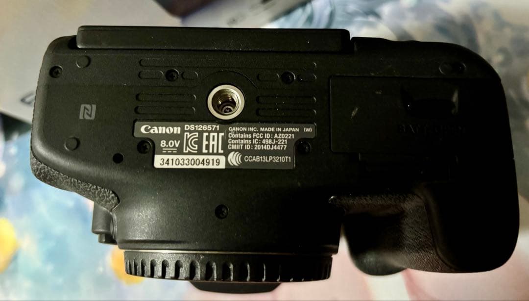 Canon EOS Kiss X8i デジタル一眼レフ リリースシャッター付き！