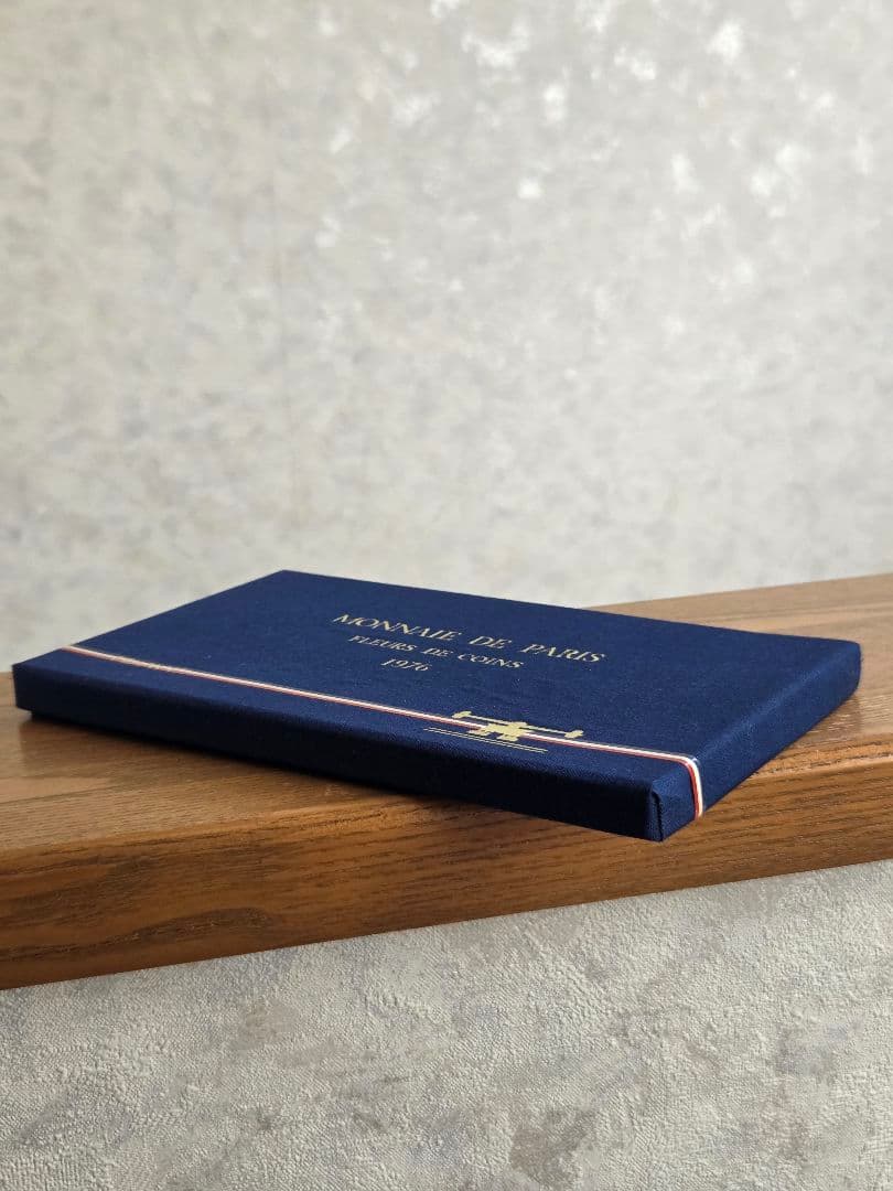 (プルーフライク)　フランス　モネ·ド·パリ　FDC セット　1976