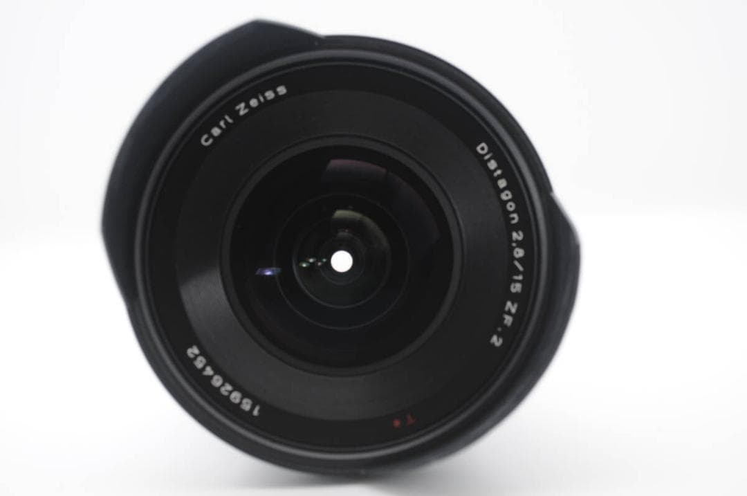 レンズ(単焦点) Carl Zeiss DISTAGON T* 15mm F2.8 ZF.2