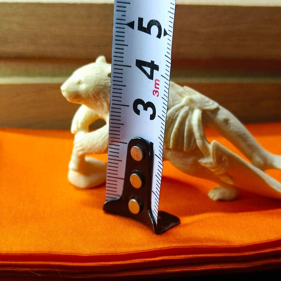 置物 熊 寛支作 共箱 天然素材彫刻 手彫り細工 未使用美品 時代物 蒐集家放出