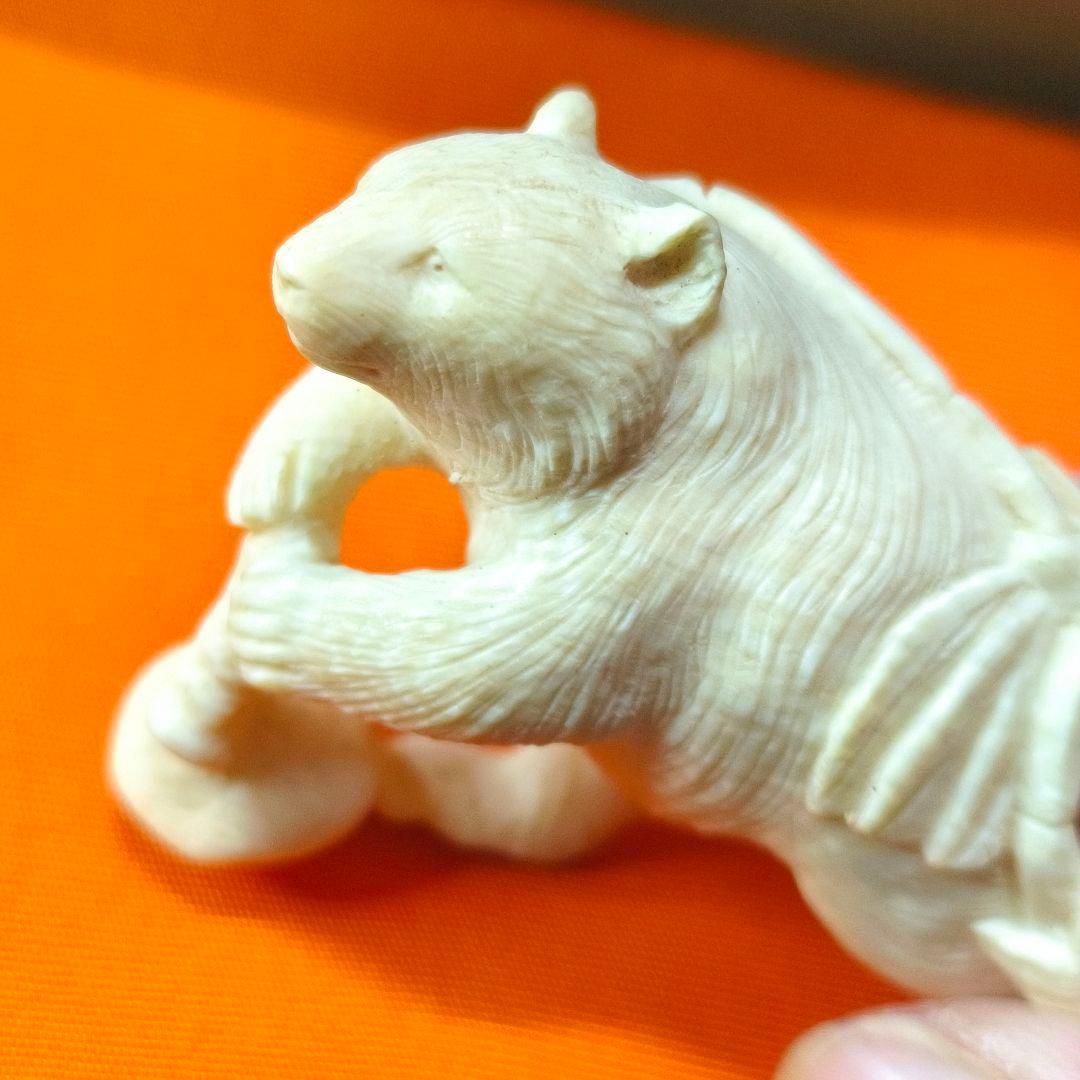 置物 熊 寛支作 共箱 天然素材彫刻 手彫り細工 未使用美品 時代物 蒐集家放出