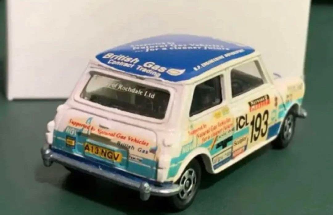 トミカ ミニクーパー トラフィック特注 Business Gas