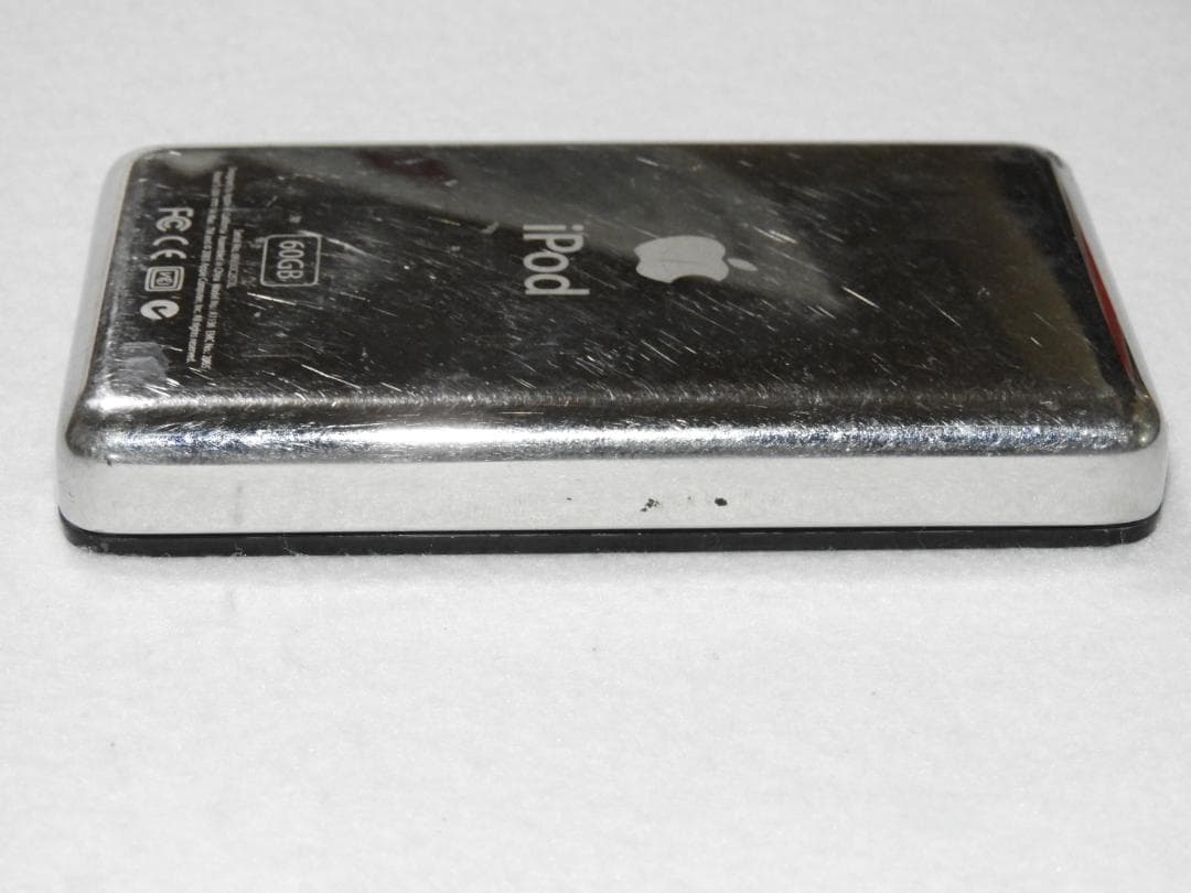 ポータブルプレーヤー Apple iPod Classic 5th Gen 60GB MA147J/A