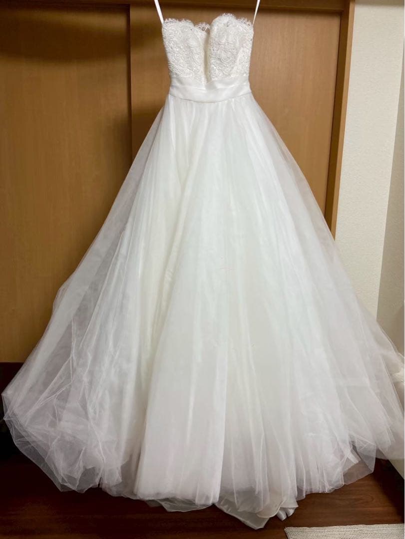 ホワイト Aライン ウェディングドレス