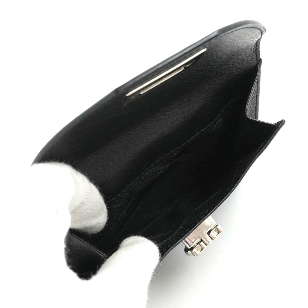 ✨極上美品・箱付き✨　サルヴァトーレフェラガモ　ミニ財布　ガンチーニ　レザー　黒