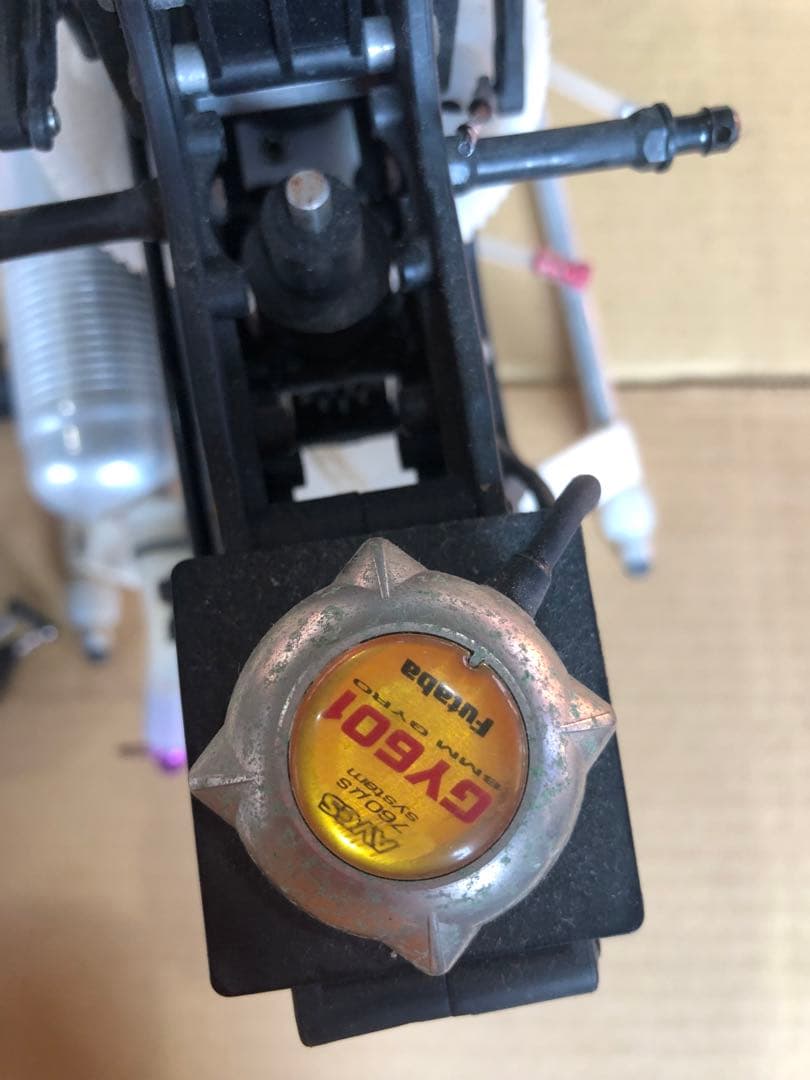 ヒロボー　ラジコンヘリコプター　エンジン