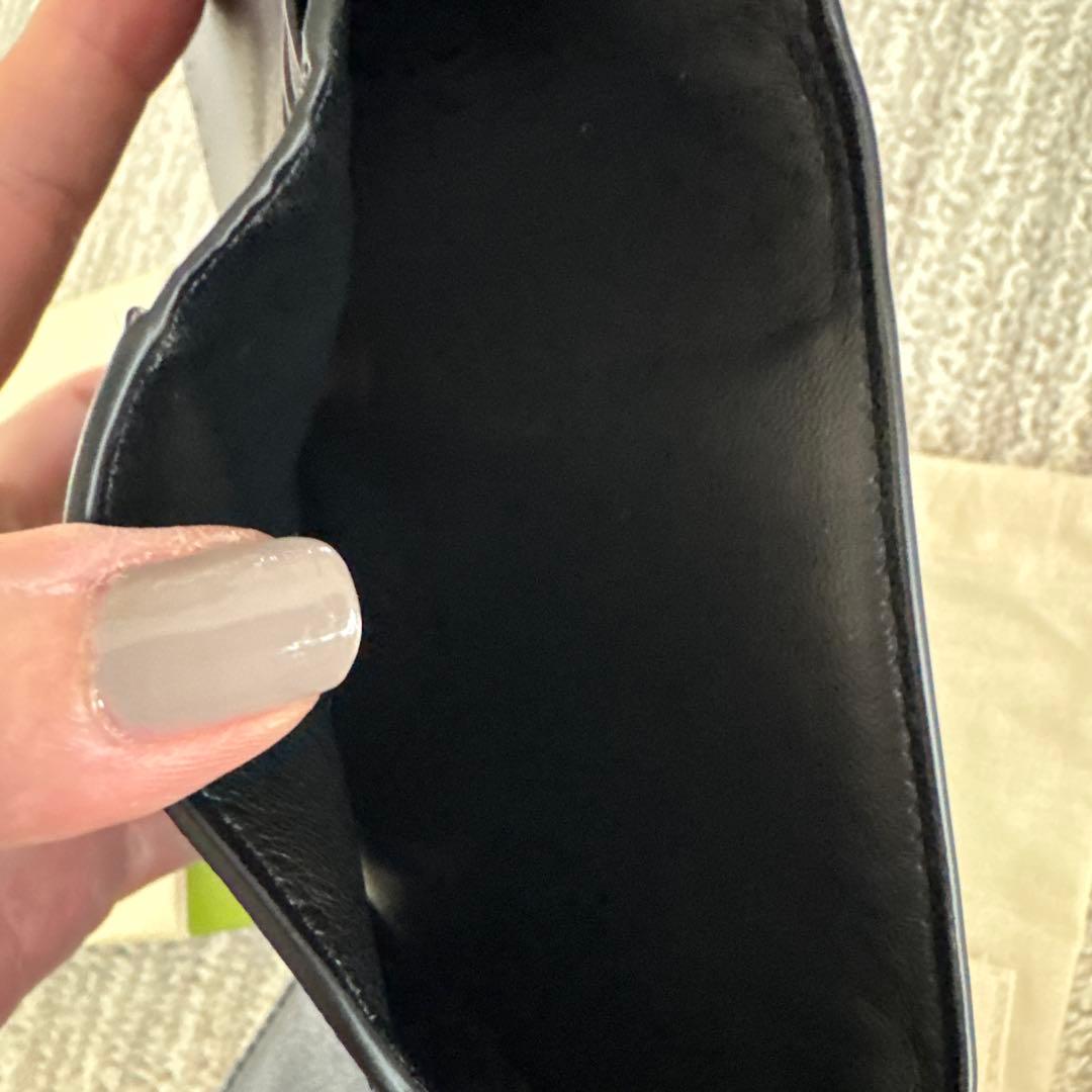 お値下げ中！未使用品　マルニ　MARNI ブラック 三つ折り財布
