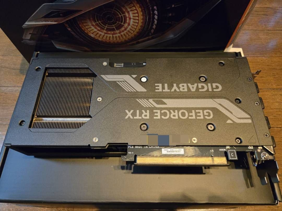 グラフィックボード・グラボ・ビデオカード GIGABYTE RTX4070 12GB