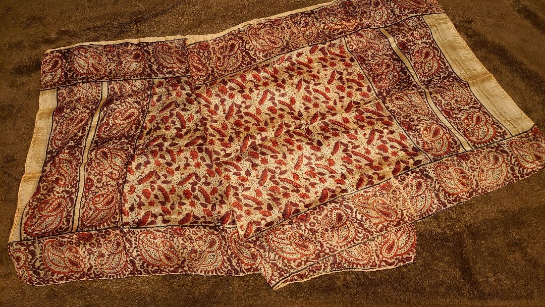 インドシルク　シルク　スカーフ　絹織物　１枚