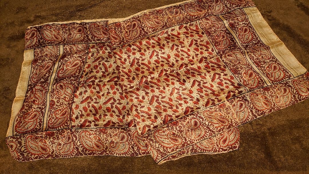 インドシルク　シルク　スカーフ　絹織物　１枚