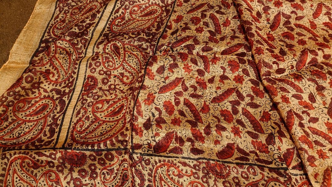 インドシルク　シルク　スカーフ　絹織物　１枚