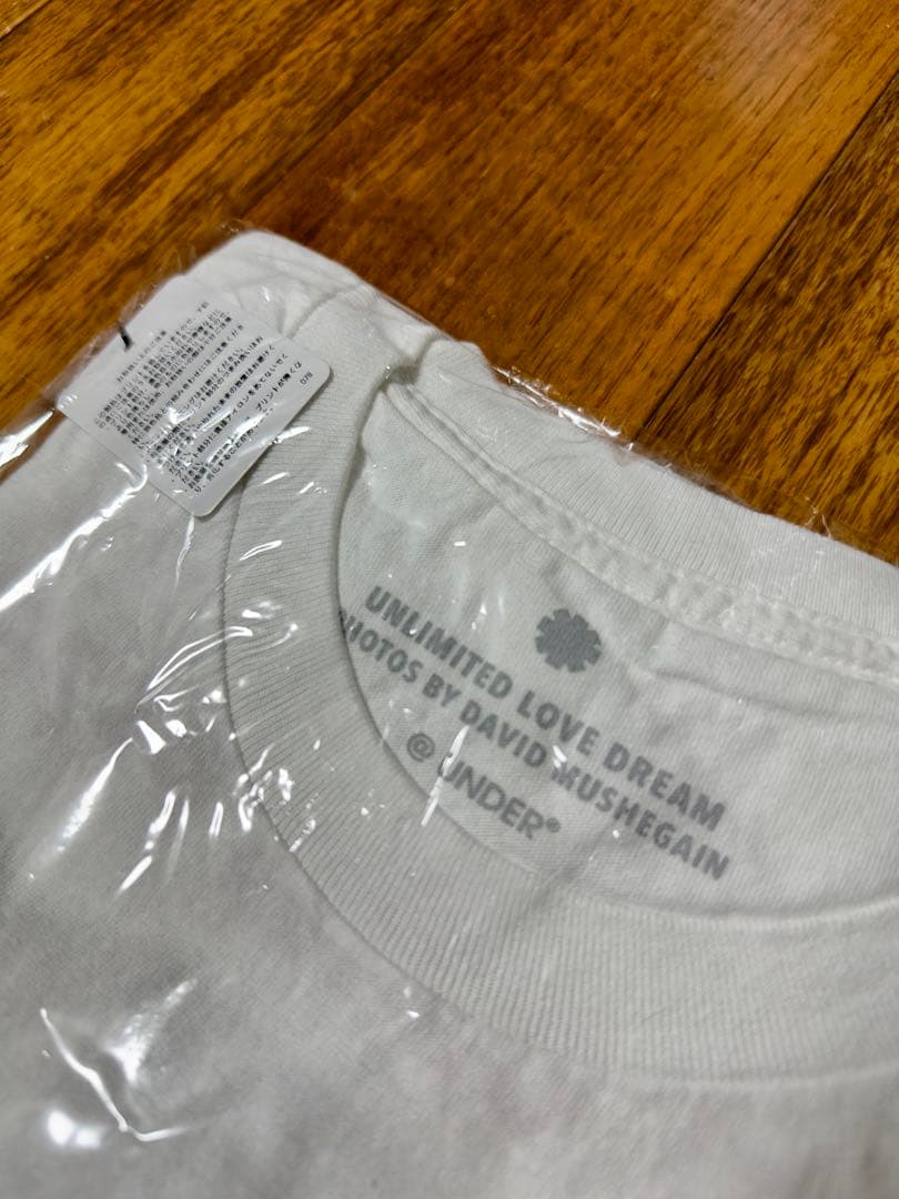 RED HOT CHILI PEPPERS Tシャツ UNDER Rロンハーマン