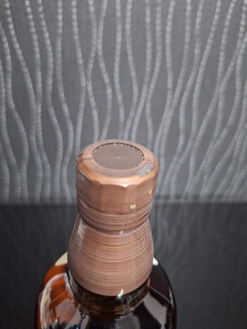 新品未開封　山崎 シングルモルトウイスキー 700ml