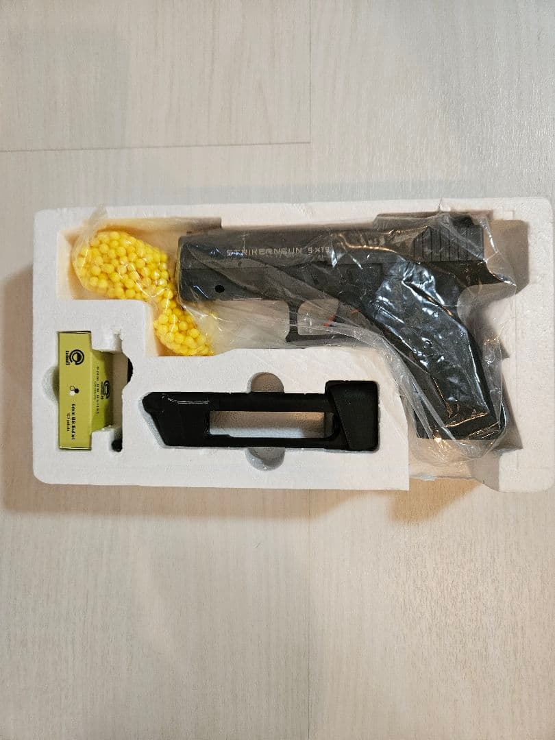 STRIKER NEUN ガスガン