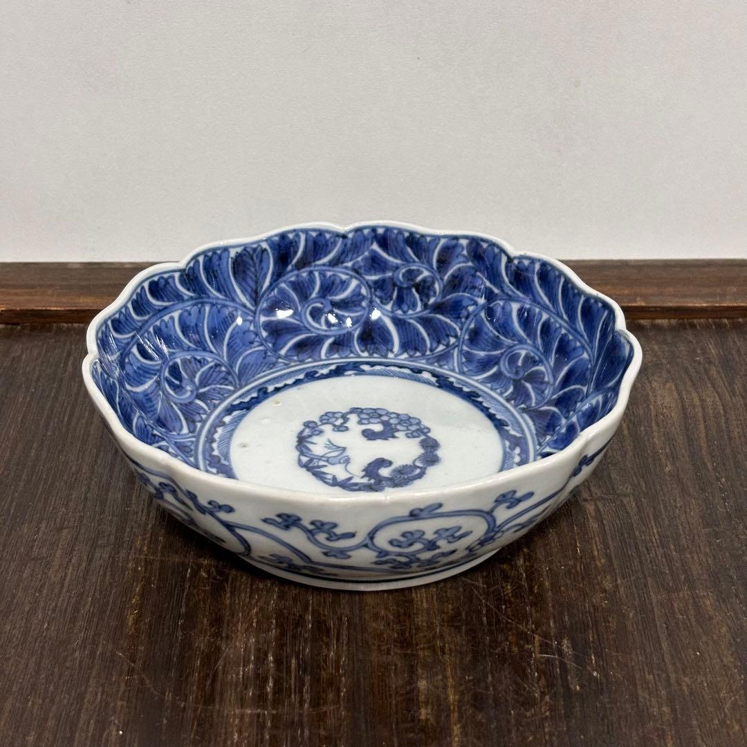 【古伊万里】染付 松竹梅唐草文 輪花小皿（江戸中期/宝暦年間）1760〜1790